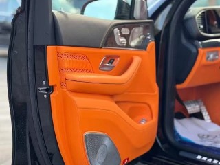 奔驰GLS450升级迈巴赫GLS600四座版豪华内饰惊艳亮相