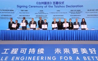 极氪面临挑战，月销下滑与退市传闻，未来之路何去何从？期待重塑回家之路的拐点。