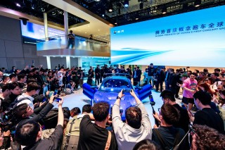 上海车展焦点，比亚迪展台多款车型与先进技术亮相