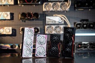 七彩虹战斧RTX 5060 Ti甜品级门将显卡上市，原价款惊喜开售！