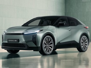 丰田C-HR纯电动SUV，重塑欧洲市场格局的新标杆力量