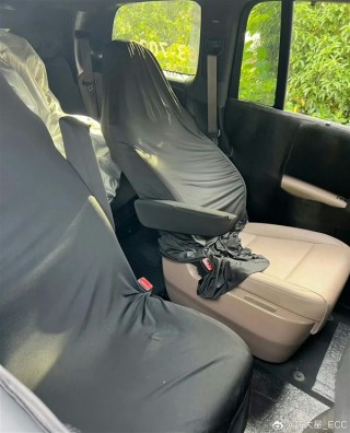 理想首款纯电SUV i8内饰谍照曝光，经典设计再升级，豪华科技感倍增
