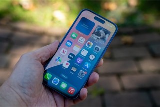 iPhone 17系列重磅升级紧跟安卓步伐大规模采用12GB内存，性能飞跃引领行业新风向