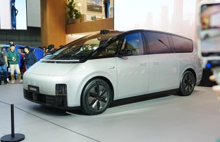 李想倾力打造的逆行动向MEGA Home，致力于极致家用体验