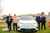 东风风神L7 2025款上市，补贴后起售价8.99万，纯电续航达205km新标杆登场！