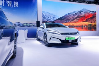 比亚迪双旗舰汉L唐L成都亮相，重塑新能源领域价值标杆