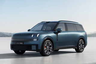 同级唯一！豪华大型SUV，天地门+旋转座椅，限时超值不到30万！