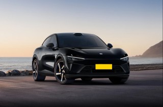 小米YU7挑战特斯拉Model Y，预计价格25万起，轴距达3米即将上市