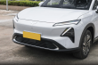 五菱星光S插混紧凑级SUV，亲民售价与超长轴距的表现，起售价9.98万起