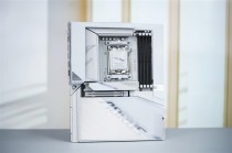 技嘉B650E AORUS STEALTH ICE主板评测，美貌与实力并存，锐龙9000的理想座驾之选