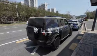 「疑似方程豹钛7谍照曝光，价格探至二十万内，豹5城市版最新动态揭晓」