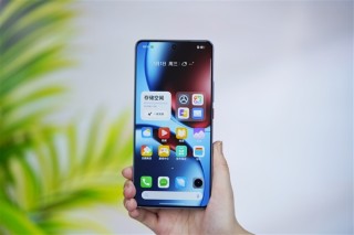 真我GT7图赏，冷天玑9400+手机惊艳亮相