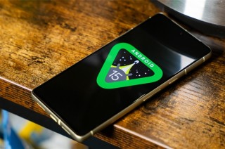 揭秘手机快充潜在风险与充电禁忌，99%的人不了解的真相