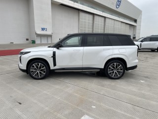 广汽传祺智驾新攻势，平权战略启动，起步价19.48万，市场标杆挑战者