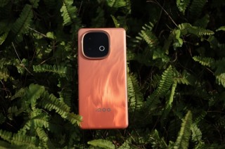 iQOO Z10 Turbo系列全新发布，美女产品经理揭秘特性大解密