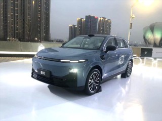 零跑B10预售启动，双续航版本预售价低至10.98万起