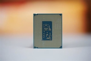 特供版又来了! 酷睿Ultra 5 230F小黑盒处理器图赏