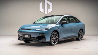 全新后驱轿车，年轻人的首选之选！