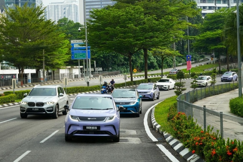新加坡市场，比亚迪超越丰田特斯拉，登顶2024最畅销汽车品牌