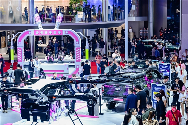 “次世代车文化”照进现实：这些全球唯一的车都在上海车展B站展台！