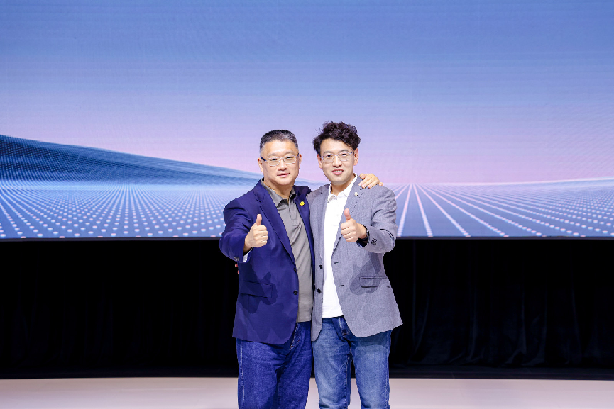 体面、超值、信赖三核驱动，荣威品牌焕新引领家庭出行革新