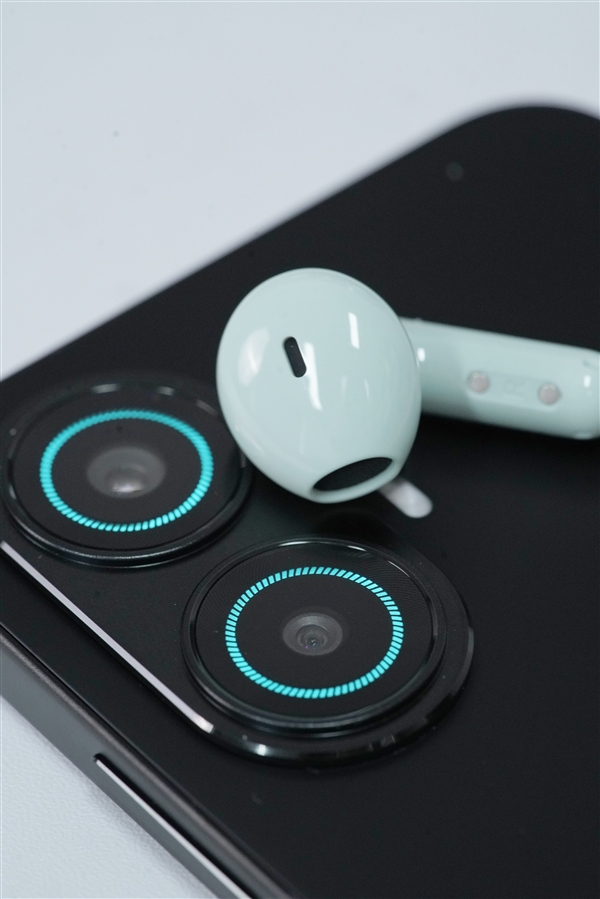 半入耳降噪杀到169元！REDMI Buds 7S耳机图赏