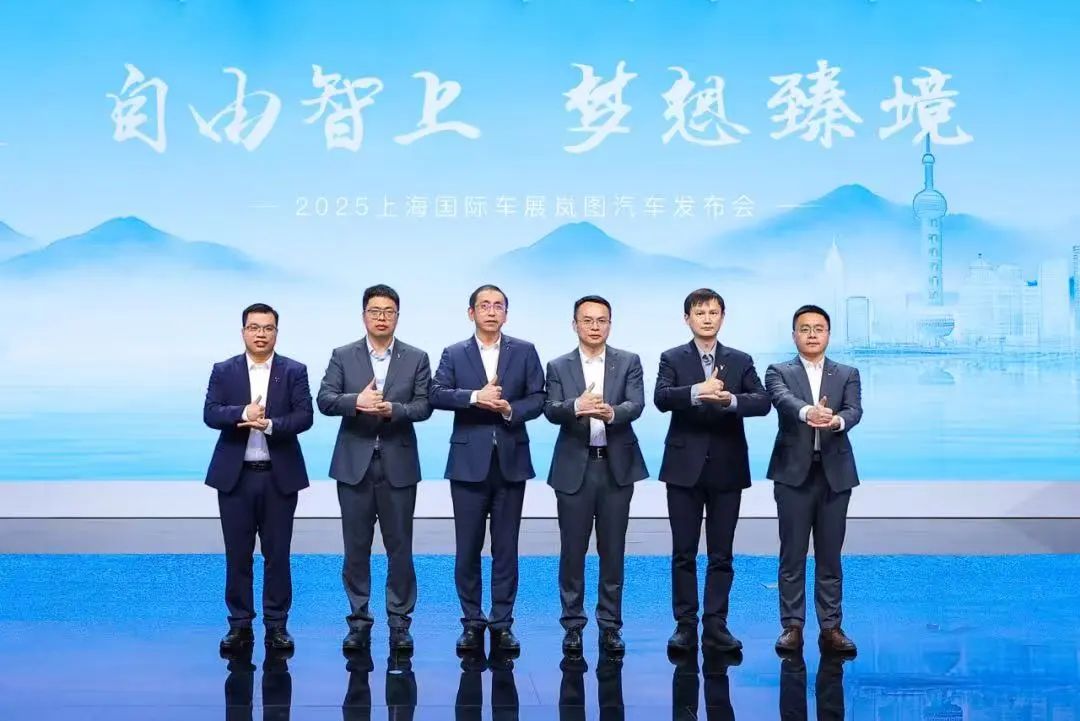 岚图销量飙升背后的秘诀，用户反馈驱动，持续改进创新