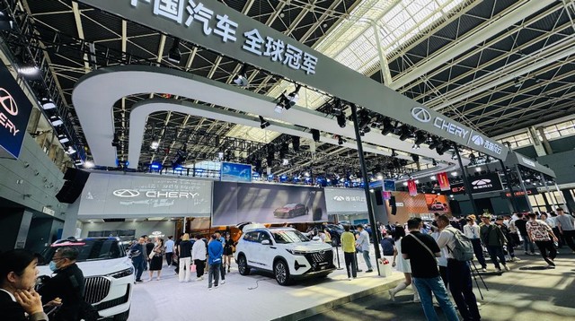 奇瑞汽车多款重磅车型亮相石家庄正定国际车展盛大展示