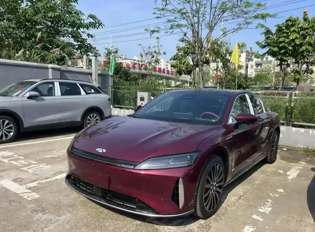 奇瑞风云豪华行政座舱实车到店体验